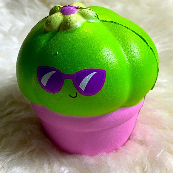 Squish-Dee-Lish Lot of 5 Squishy Great Condition - Picture 6 of 7